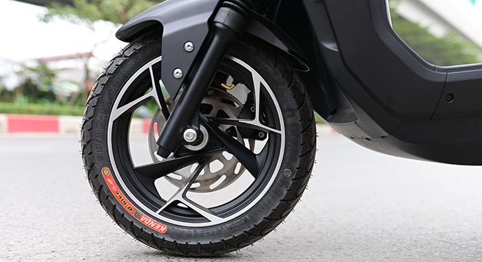 xe-may-dien-yadea-s3-pro-chi-tiet